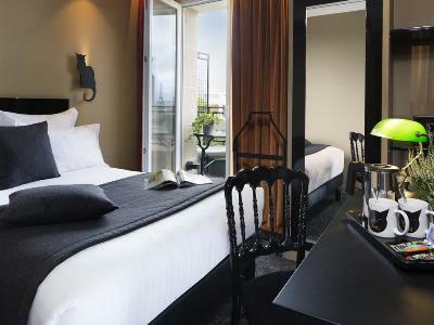 Le Noir Hotel 4*